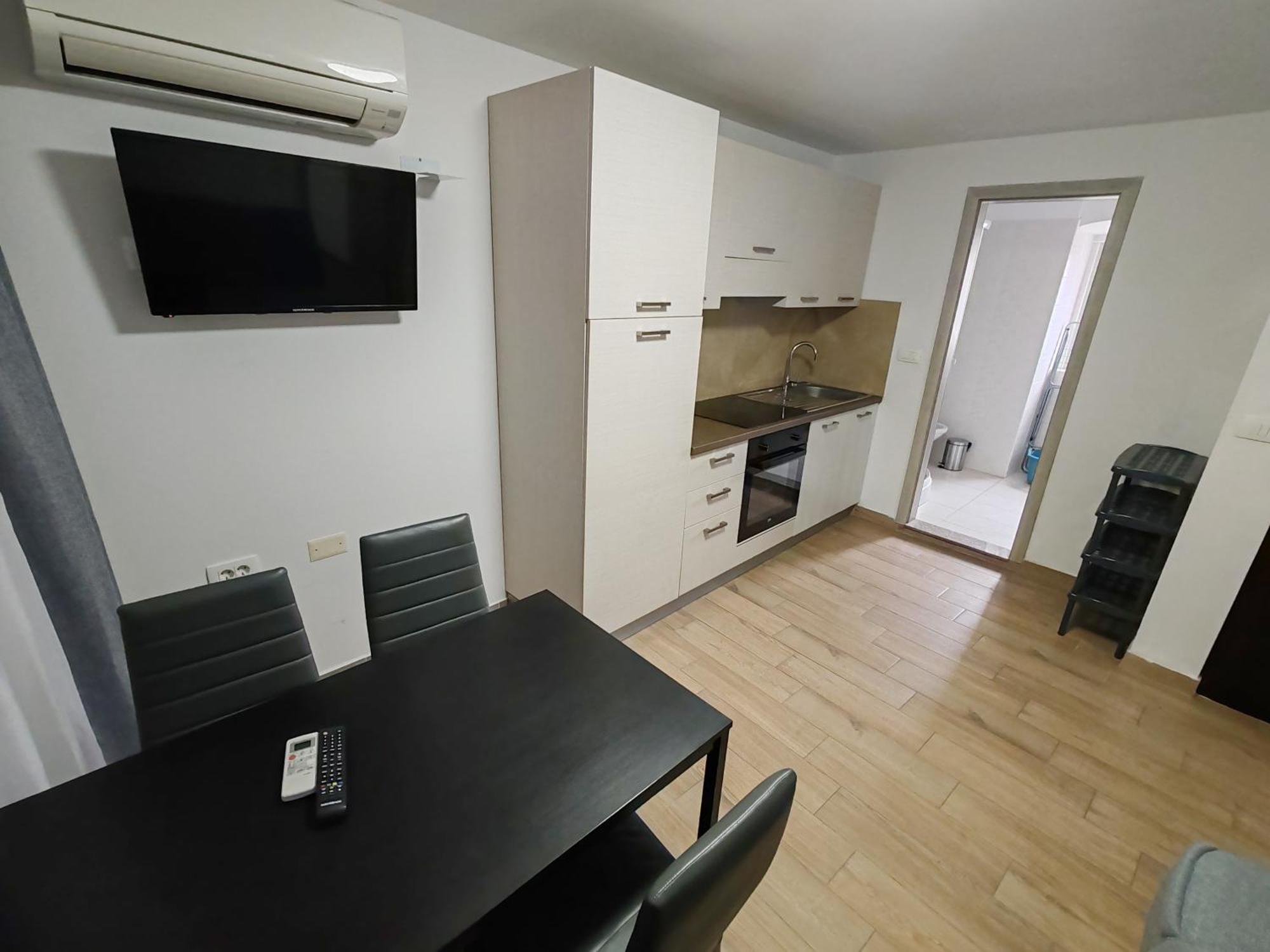 Apartments Lina 코페르 외부 사진